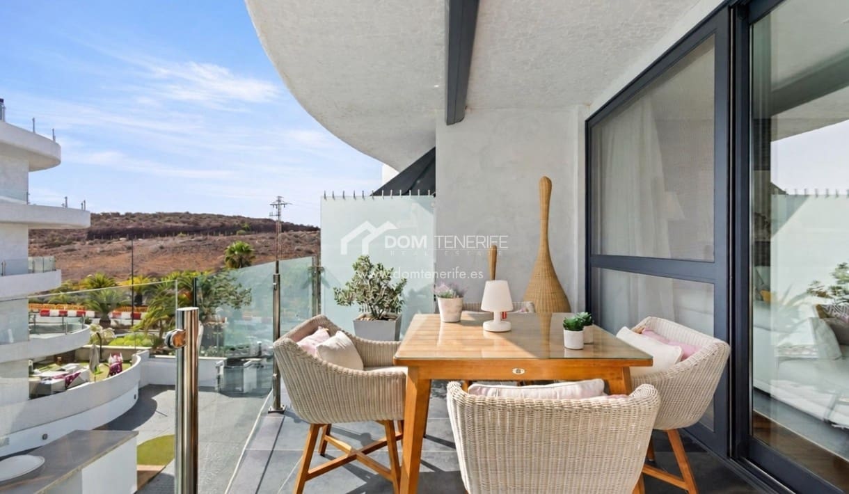 Ático de 4 habitaciones en Palm-Mar en venta con piscina garaje - 745.000 € (Ref: 10026632)