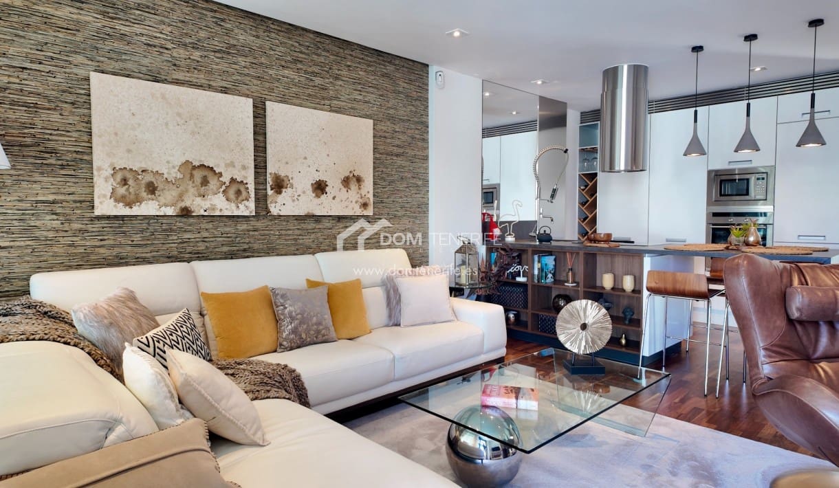 Ático de 4 habitaciones en Palm-Mar en venta con piscina garaje - 745.000 € (Ref: 10026632)