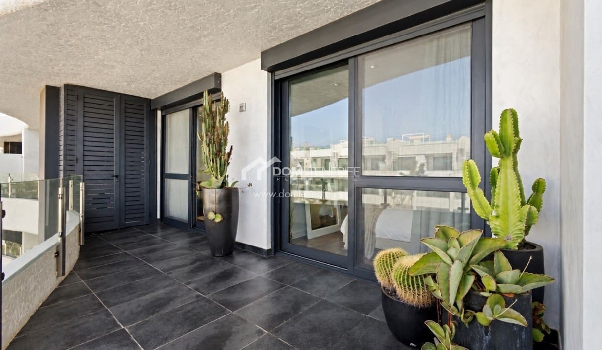 Ático de 4 habitaciones en Palm-Mar en venta con piscina garaje - 745.000 € (Ref: 10026632)