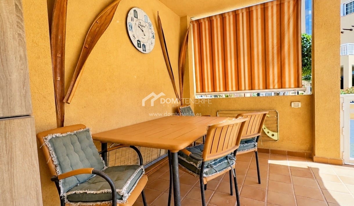 2 makuuhuone Huoneisto vuokrattavana paikassa Playa del Duque mukana uima-altaan - 2 000 € (Ref: 10040213)