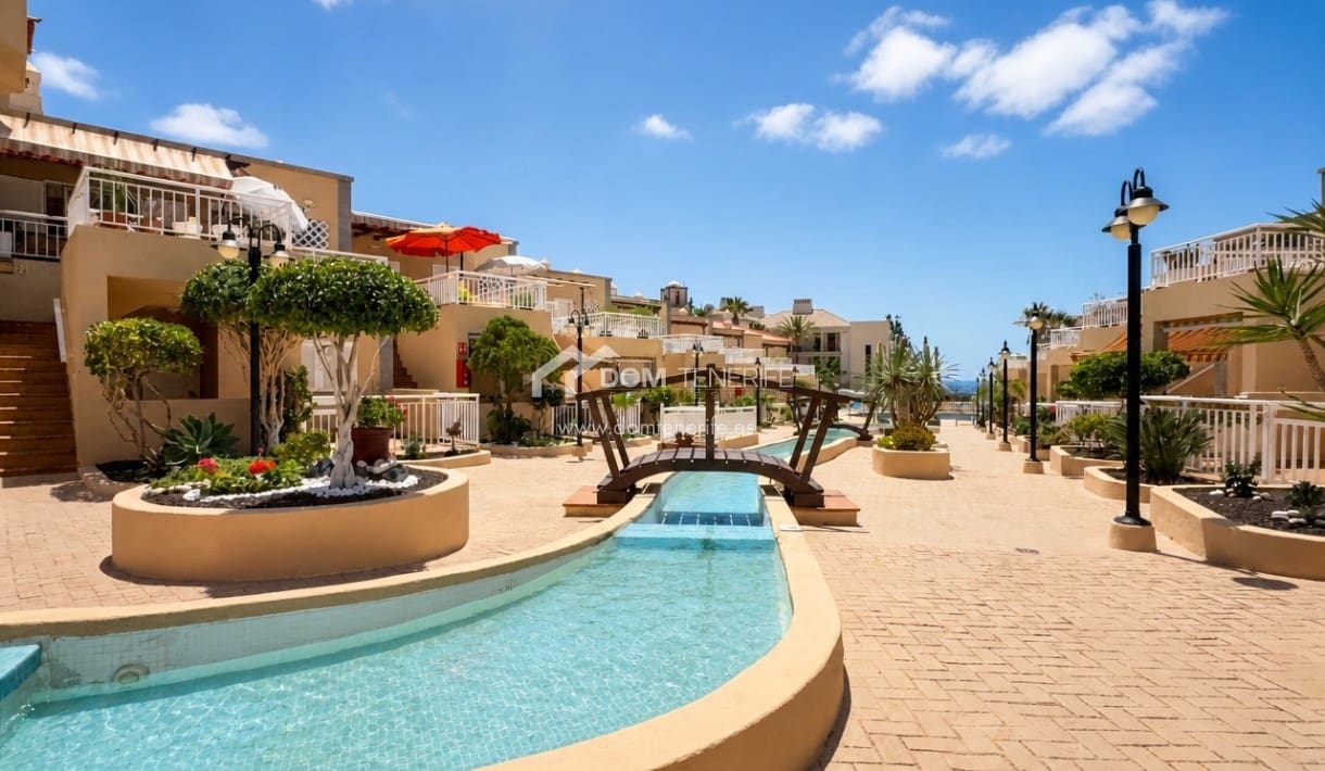 2 makuuhuone Huoneisto vuokrattavana paikassa Playa del Duque mukana uima-altaan - 2 000 € (Ref: 10040213)