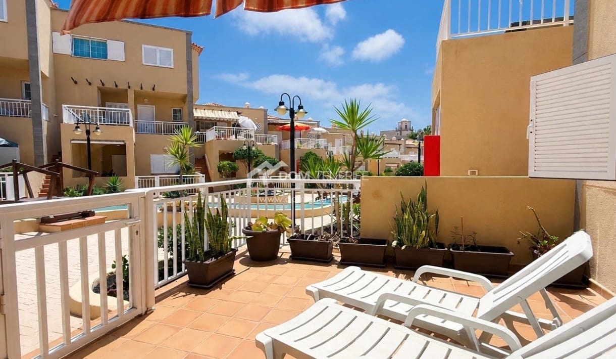 2 makuuhuone Huoneisto vuokrattavana paikassa Playa del Duque mukana uima-altaan - 2 000 € (Ref: 10040213)