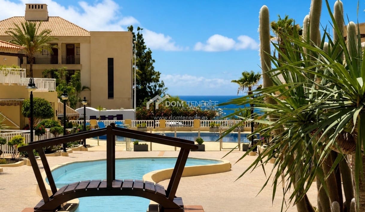 2 makuuhuone Huoneisto vuokrattavana paikassa Playa del Duque mukana uima-altaan - 2 000 € (Ref: 10040213)