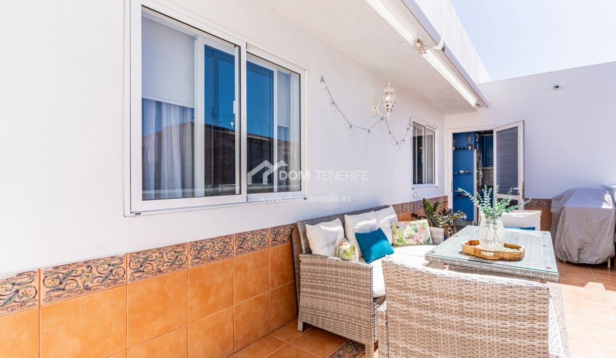 3 makuuhuone Kattohuoneisto myytävänä paikassa Puerto Santiago - 380 000 € (Ref: 10044034)
