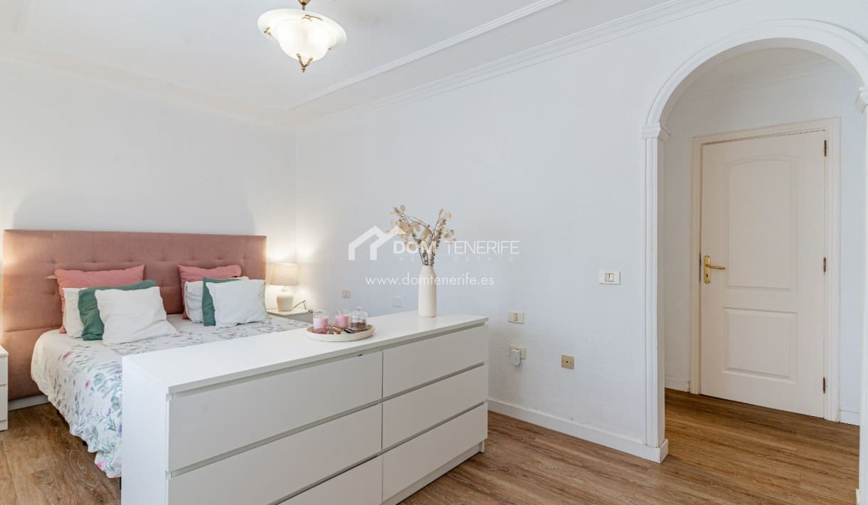 3 makuuhuone Kattohuoneisto myytävänä paikassa Puerto Santiago - 380 000 € (Ref: 10044034)