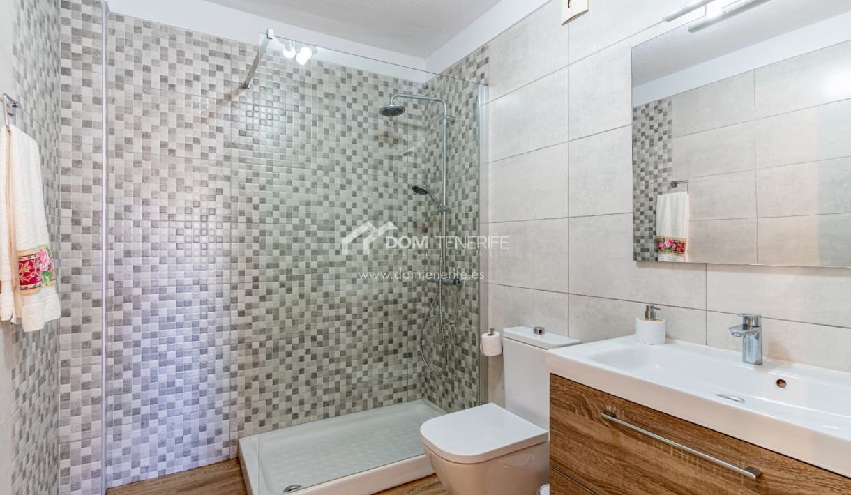 3 makuuhuone Kattohuoneisto myytävänä paikassa Puerto Santiago - 380 000 € (Ref: 10044034)