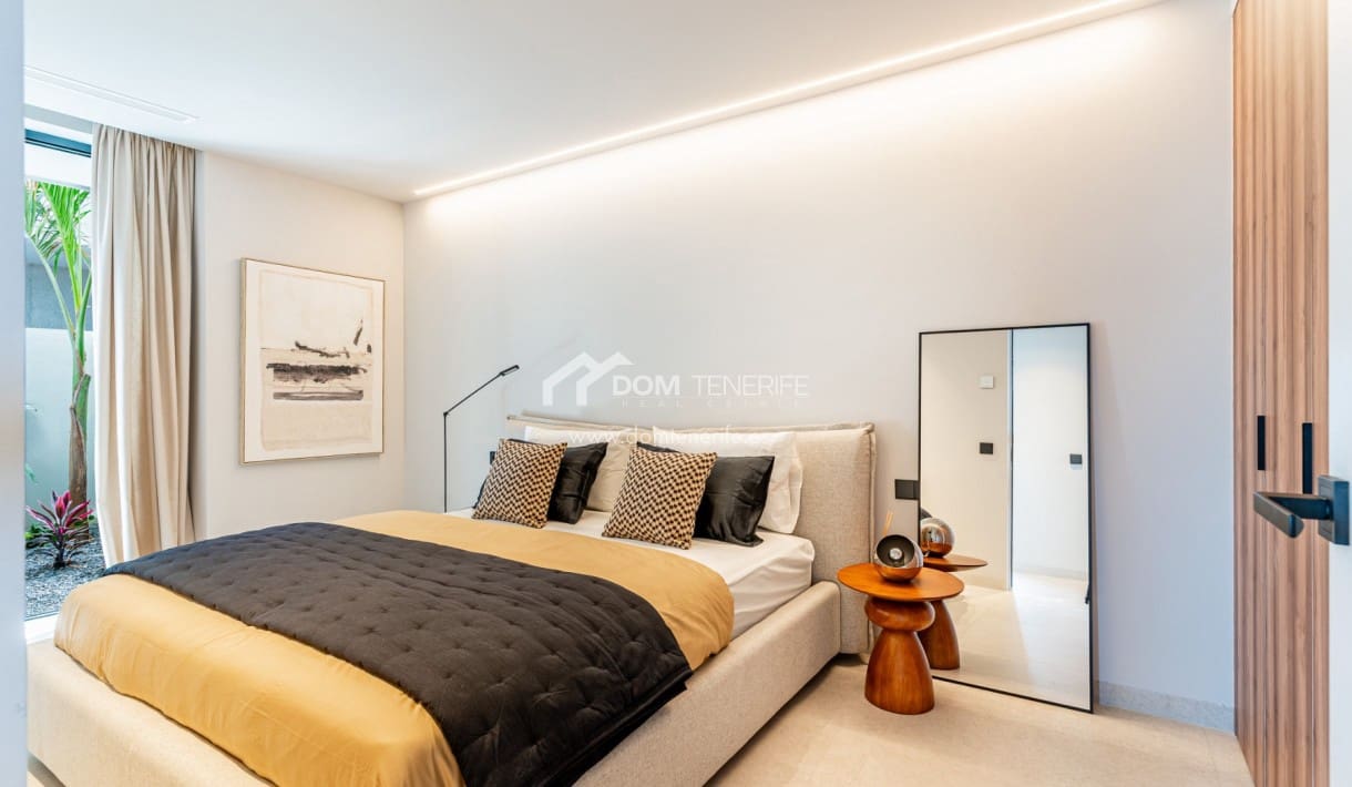 2 soveværelse Lejlighed til salg i Callao Salvaje med swimmingpool - € 1.295.000 (Ref: 10077180)
