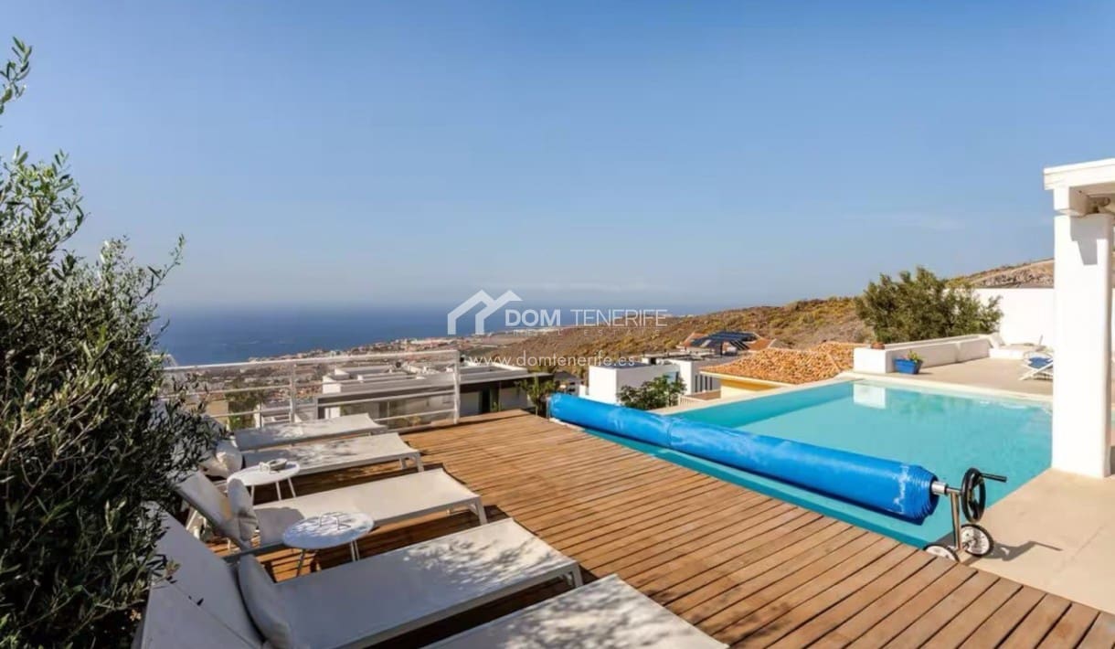 4 sypialnia Willa na sprzedaż w Roque del Conde z basenem - 1 750 000 € (Ref: 10079861)