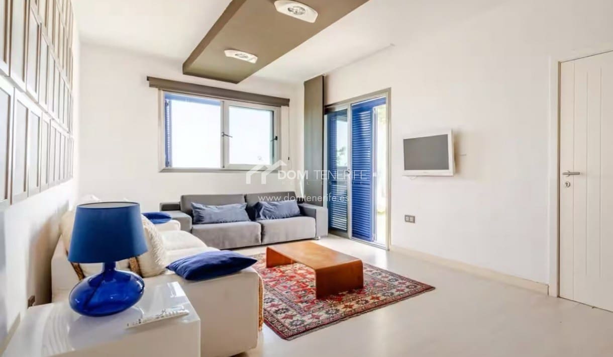 4 sypialnia Willa na sprzedaż w Roque del Conde z basenem - 1 750 000 € (Ref: 10079861)