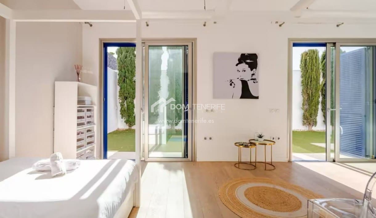 4 sypialnia Willa na sprzedaż w Roque del Conde z basenem - 1 750 000 € (Ref: 10079861)