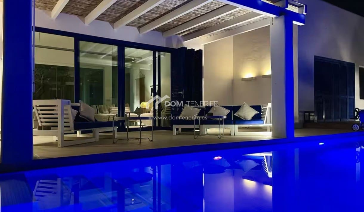 4 sypialnia Willa na sprzedaż w Roque del Conde z basenem - 1 750 000 € (Ref: 10079861)
