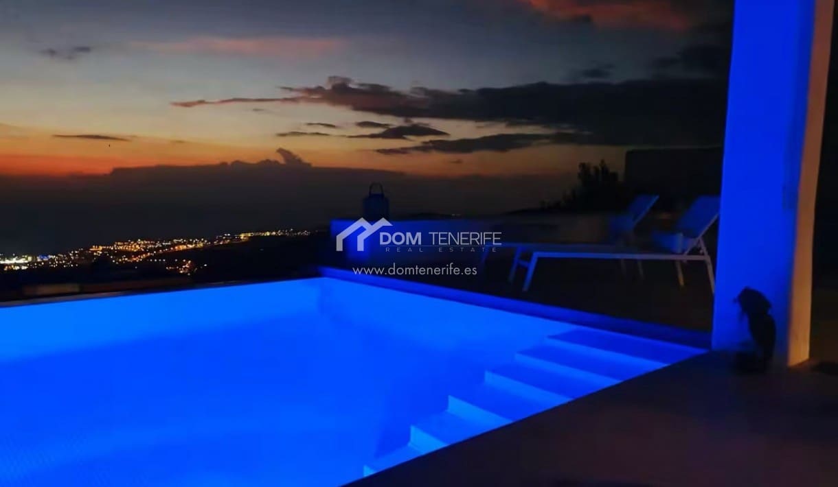 4 sypialnia Willa na sprzedaż w Roque del Conde z basenem - 1 750 000 € (Ref: 10079861)