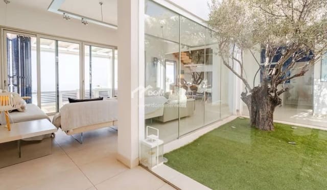 4 sypialnia Willa na sprzedaż w Roque del Conde, Adeje z basenem - 1 750 000 € (Ref: 10079861)