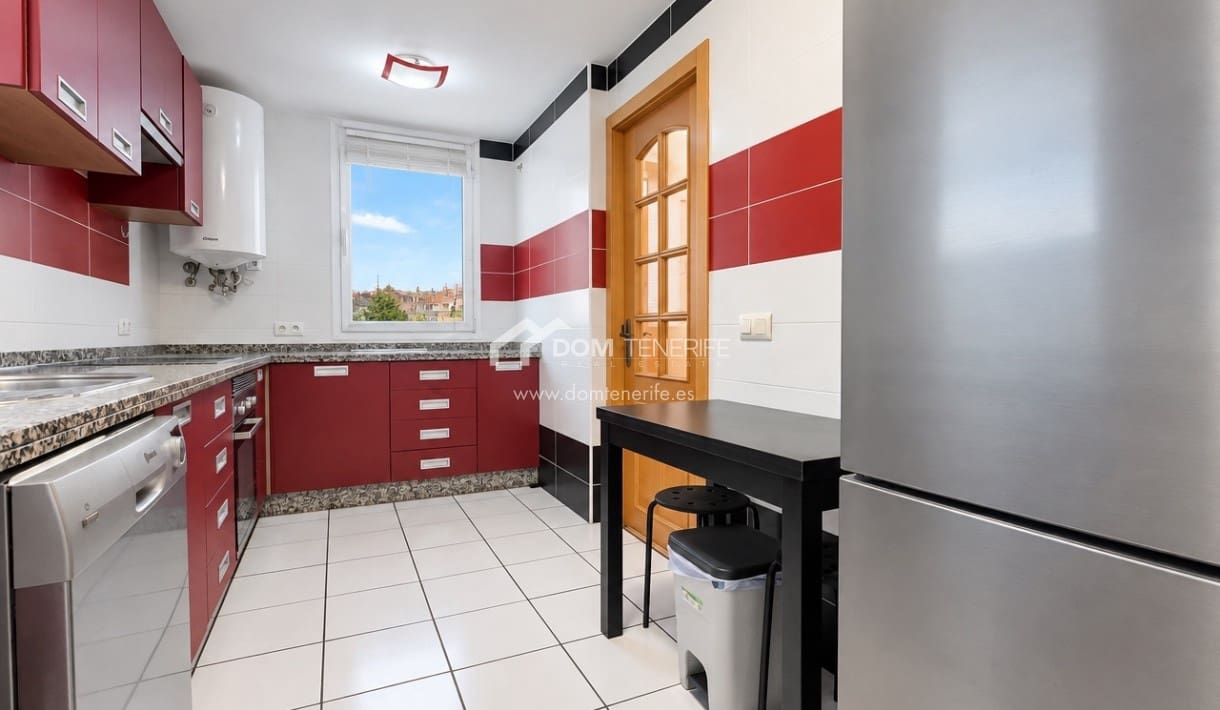 3 bedroom Townhouse for sale in Roque del Conde with pool garage - € 539,000 (Ref: 10112219)