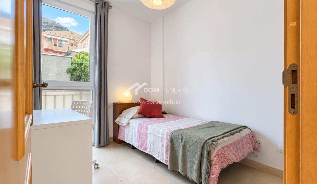 3 bedroom Townhouse for sale in Roque del Conde with pool garage - € 539,000 (Ref: 10112219)