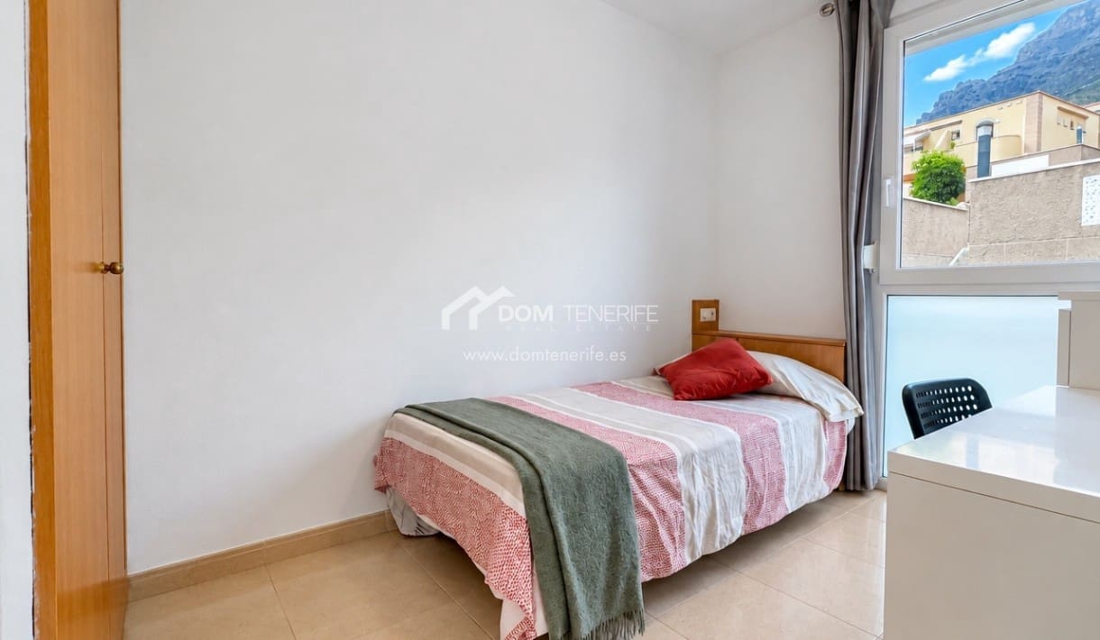 3 bedroom Townhouse for sale in Roque del Conde with pool garage - € 539,000 (Ref: 10112219)
