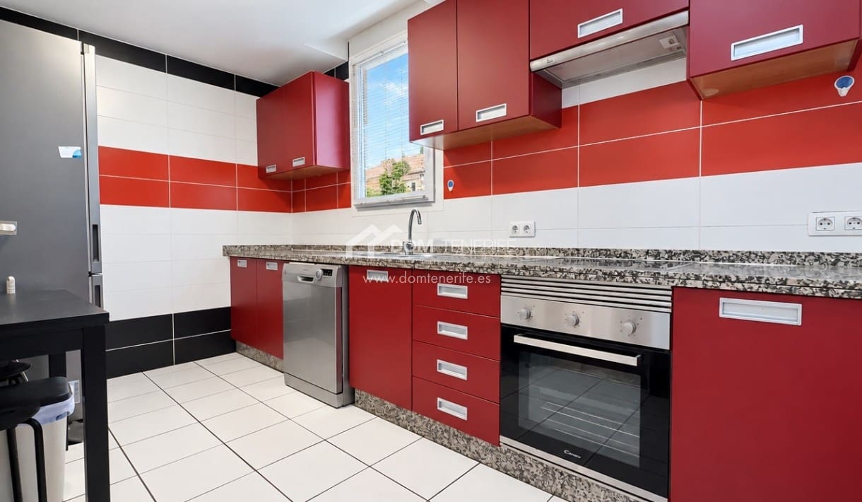3 bedroom Townhouse for sale in Roque del Conde with pool garage - € 539,000 (Ref: 10112219)