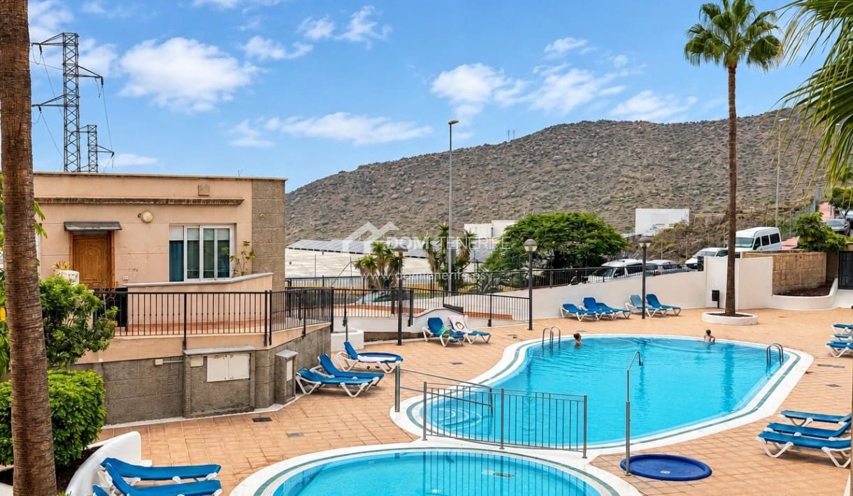 3 bedroom Townhouse for sale in Roque del Conde with pool garage - € 539,000 (Ref: 10112219)
