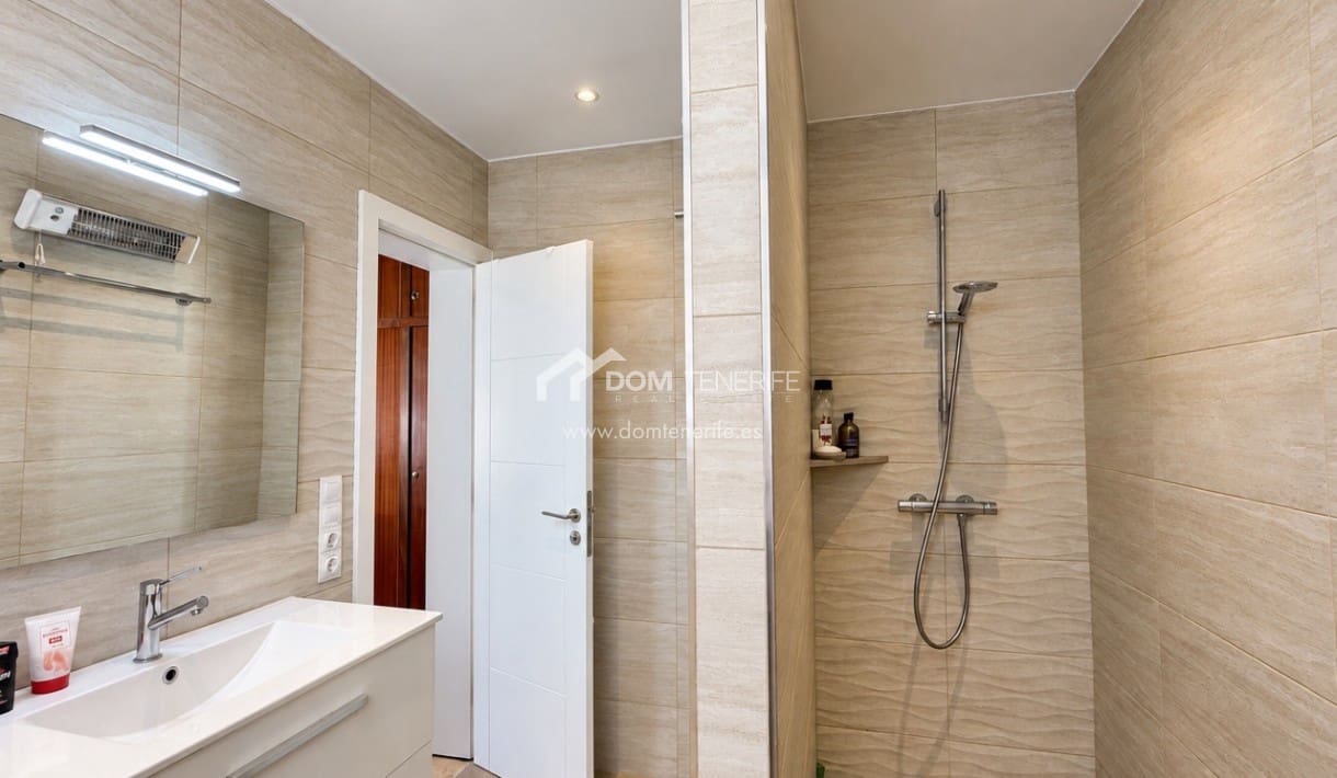 2 slaapkamer Villa te koop in Valle de San Lorenzo met zwembad - € 785.000 (Ref: 10130984)