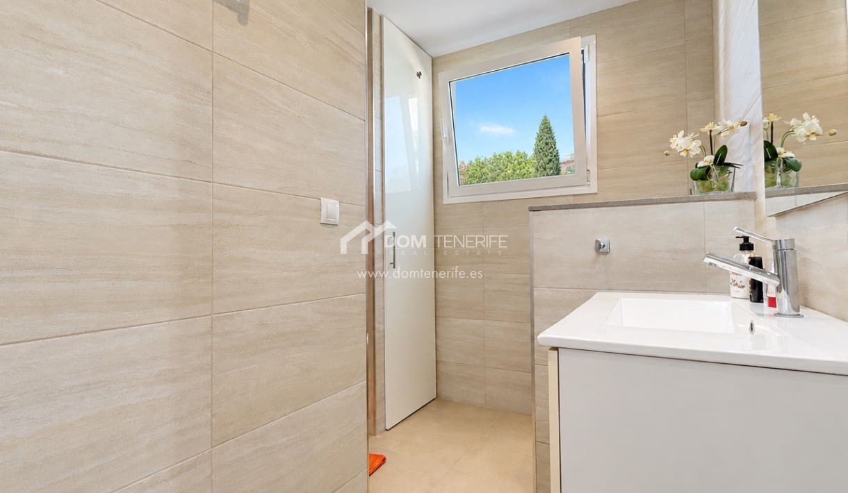 2 slaapkamer Villa te koop in Valle de San Lorenzo met zwembad - € 785.000 (Ref: 10130984)