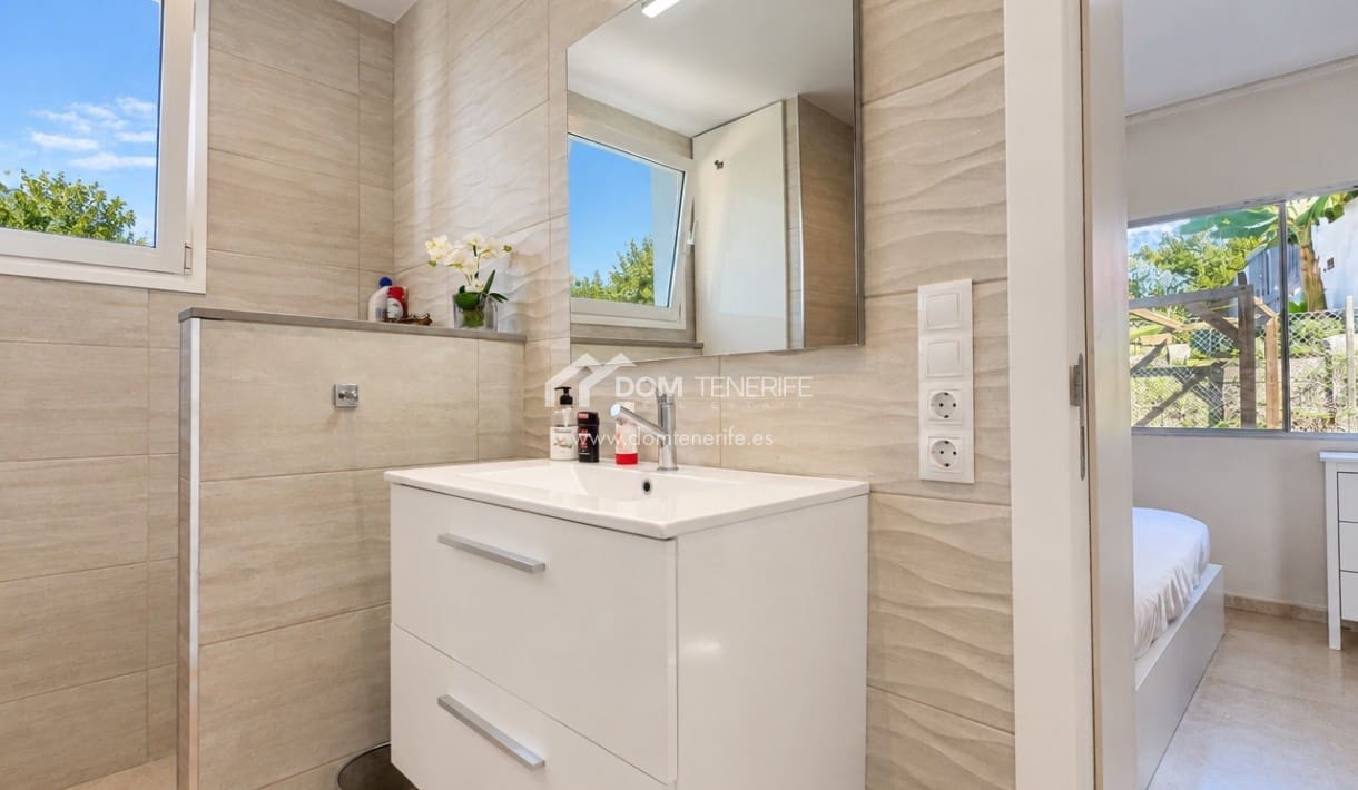 2 slaapkamer Villa te koop in Valle de San Lorenzo met zwembad - € 785.000 (Ref: 10130984)