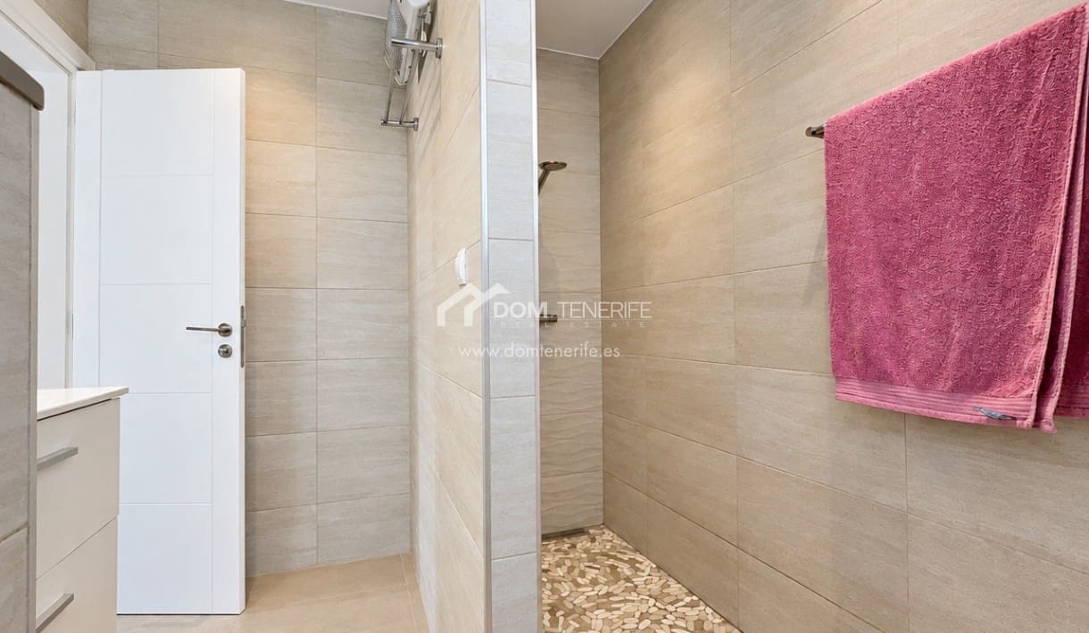 2 slaapkamer Villa te koop in Valle de San Lorenzo met zwembad - € 785.000 (Ref: 10130984)