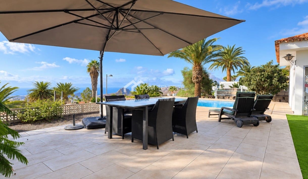 2 slaapkamer Villa te koop in Valle de San Lorenzo met zwembad - € 785.000 (Ref: 10130984)