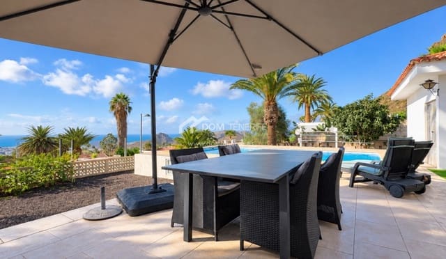 2 slaapkamer Villa te koop in Valle de San Lorenzo, Arona met zwembad - € 785.000 (Ref: 10130984)