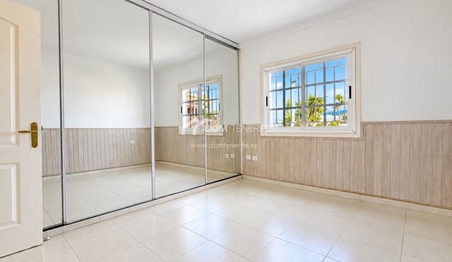 1 chambre Appartement à vendre à Golf del Sur, San Miguel de Abona avec piscine - 235 000 € (Ref: 10135071)