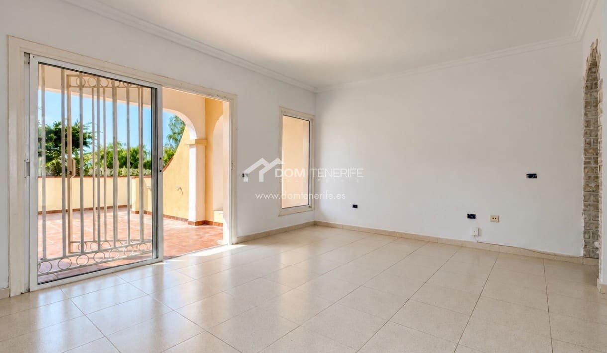 1 soveværelse Lejlighed til salg i Golf del Sur med swimmingpool - € 235.000 (Ref: 10135071)