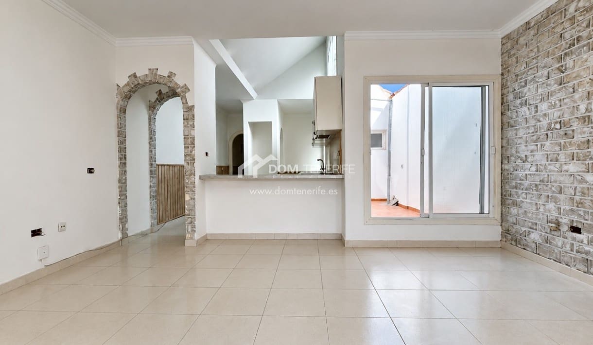 1 soveværelse Lejlighed til salg i Golf del Sur med swimmingpool - € 235.000 (Ref: 10135071)