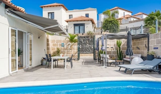 Chalet de 5 habitaciones en Chayofa, Arona en venta con piscina garaje - 1.490.000 € (Ref: 10166975)
