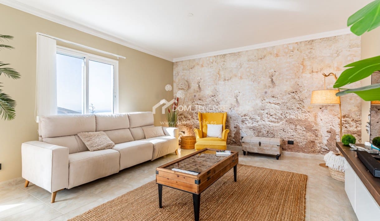 5 bedroom Villa for sale in Chayofa with pool garage - € 1,490,000 (Ref: 10166975)