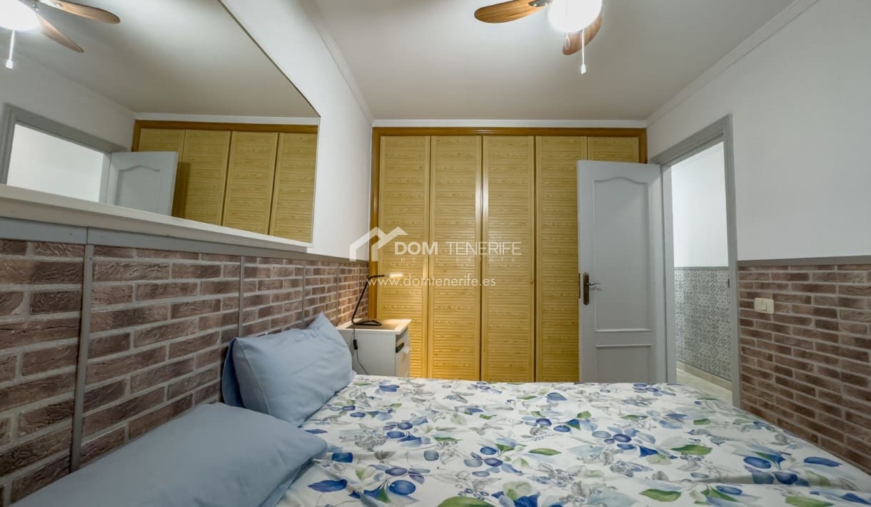 1 soverom Leilighet til leie i Los Cristianos - € 1 250 (Ref: 7062682)