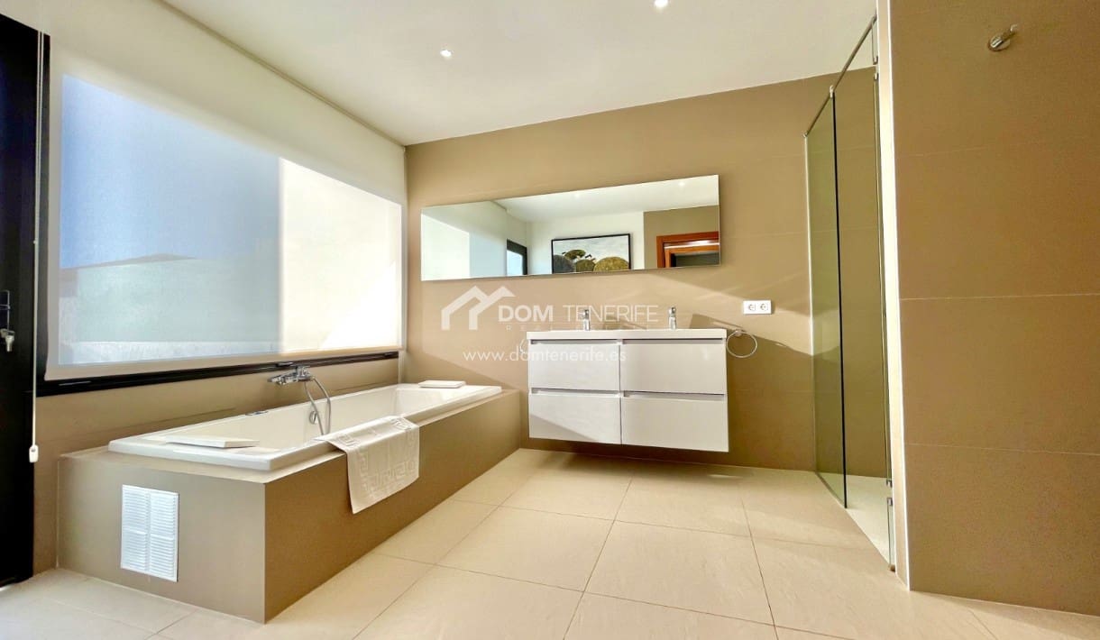 8 sypialnia Willa na sprzedaż w El Madronal z basenem garażem - 2 290 000 € (Ref: 7246130)