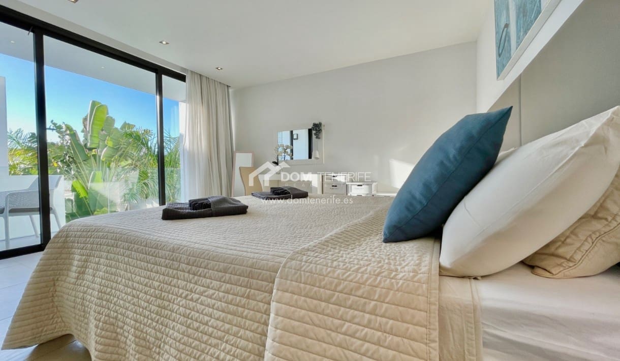 8 sypialnia Willa na sprzedaż w El Madronal z basenem garażem - 2 290 000 € (Ref: 7246130)