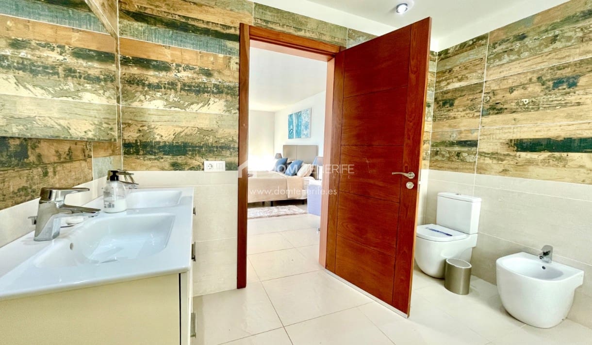 8 sypialnia Willa na sprzedaż w El Madronal z basenem garażem - 2 290 000 € (Ref: 7246130)