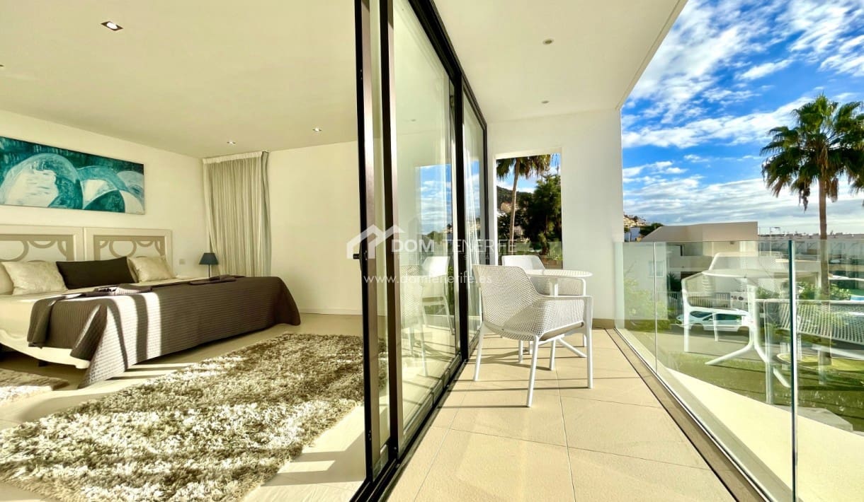 8 sypialnia Willa na sprzedaż w El Madronal z basenem garażem - 2 290 000 € (Ref: 7246130)