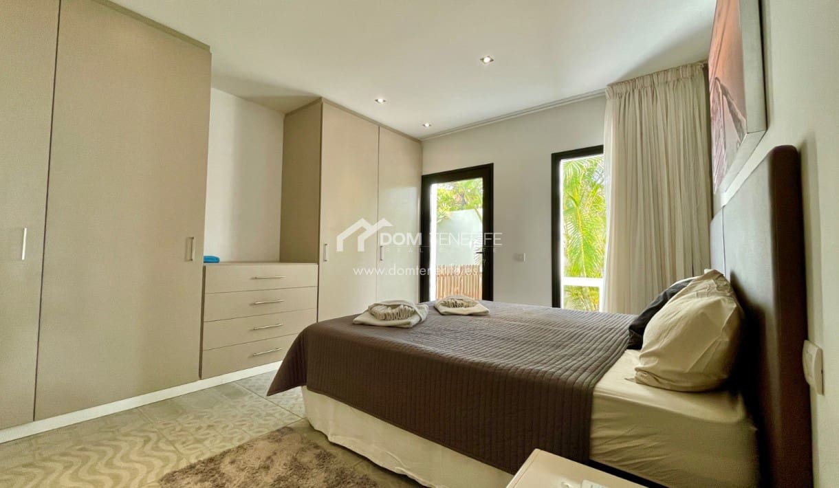 8 sypialnia Willa na sprzedaż w El Madronal z basenem garażem - 2 290 000 € (Ref: 7246130)