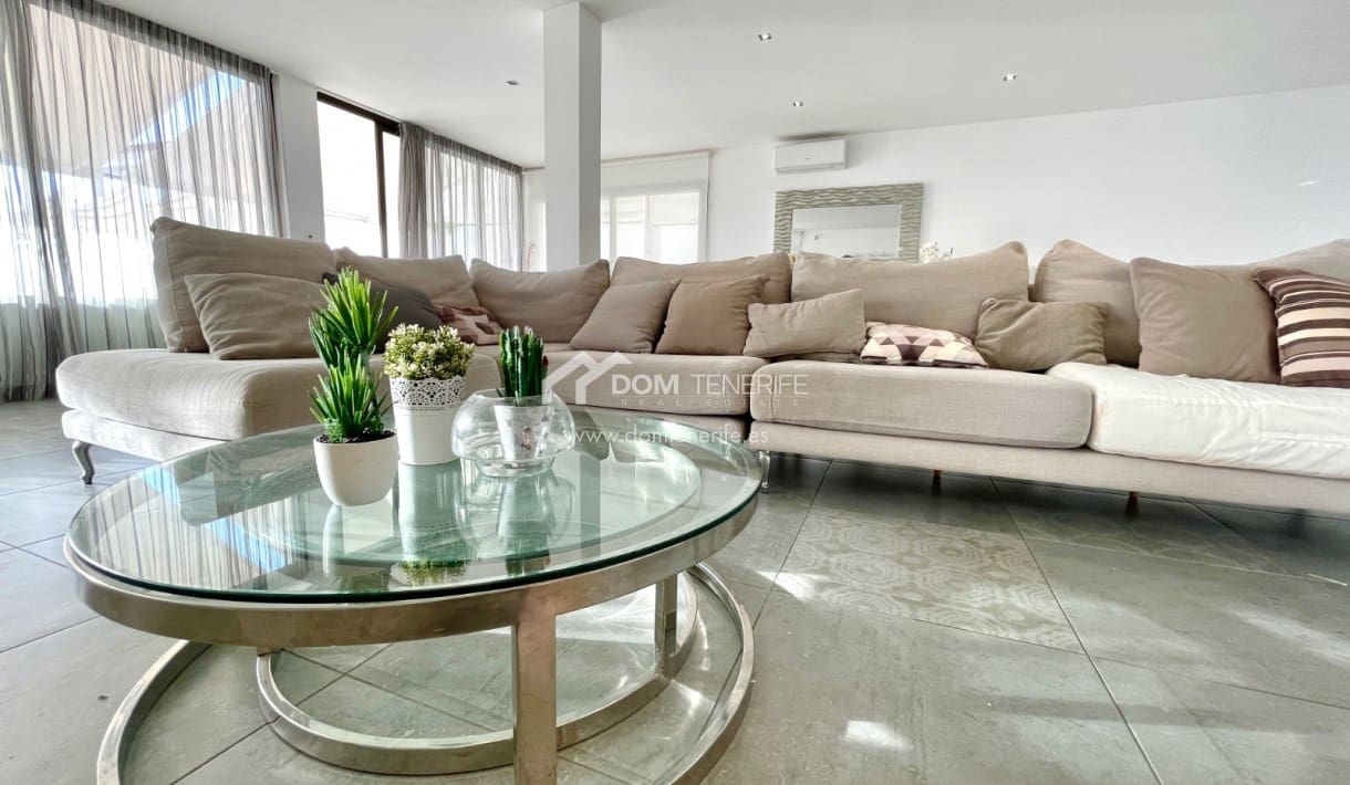 8 sypialnia Willa na sprzedaż w El Madronal z basenem garażem - 2 290 000 € (Ref: 7246130)