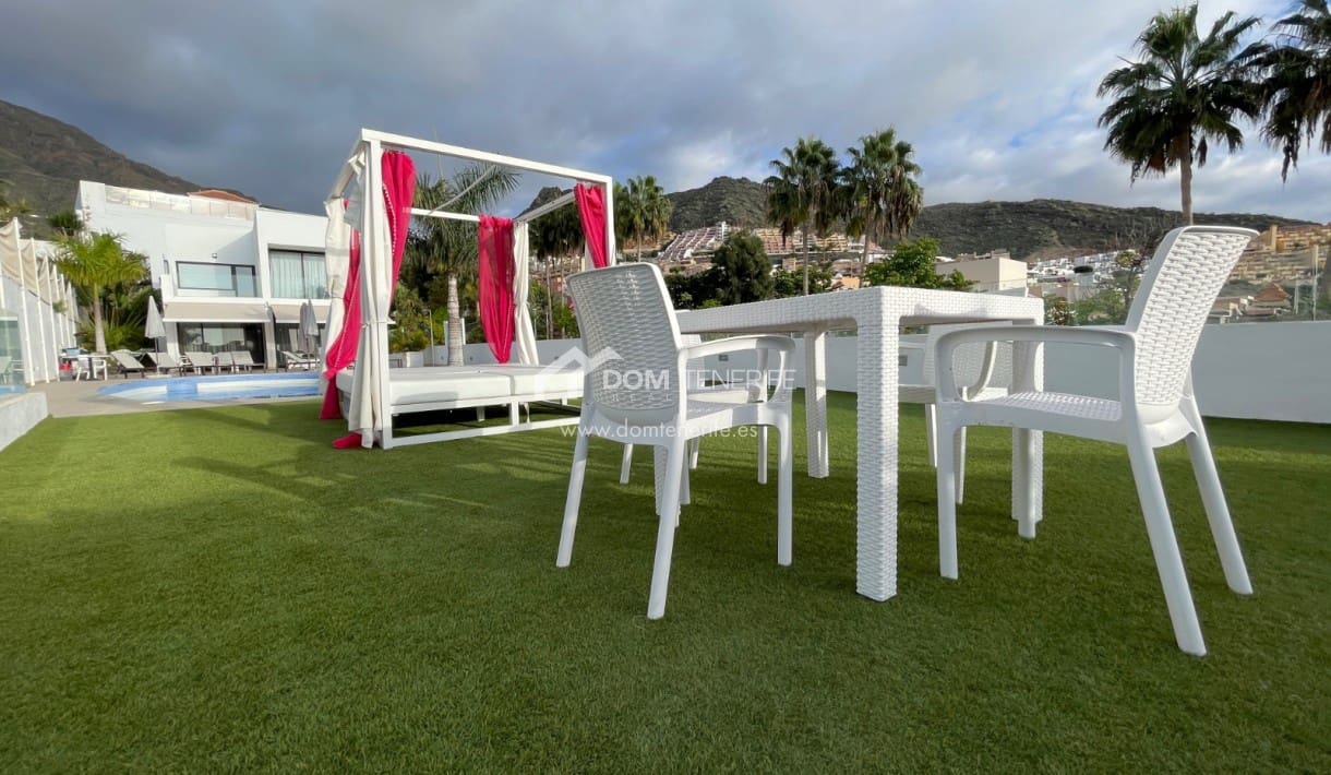 8 sypialnia Willa na sprzedaż w El Madronal z basenem garażem - 2 290 000 € (Ref: 7246130)