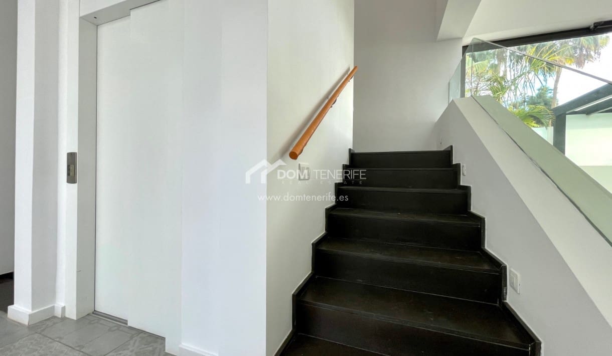 8 sypialnia Willa na sprzedaż w El Madronal z basenem garażem - 2 290 000 € (Ref: 7246130)