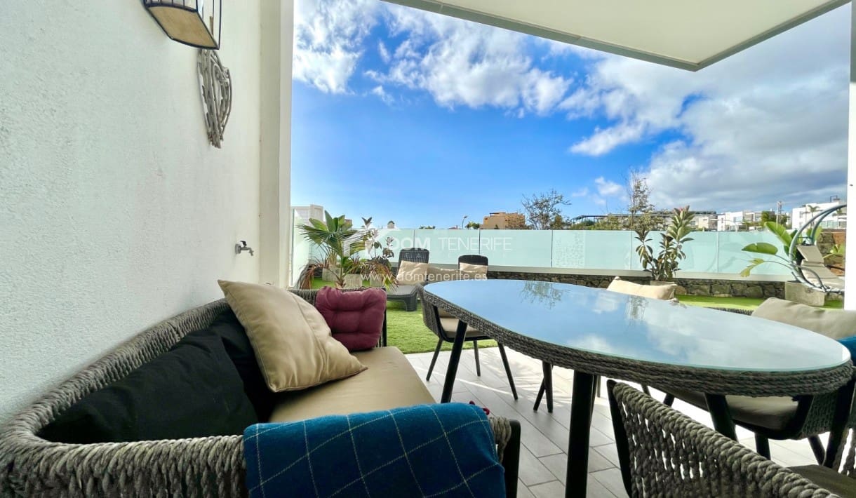 Apartamento de 2 habitaciones en Playa Paraiso en alquiler con piscina garaje - 2.000 € (Ref: 7305616)