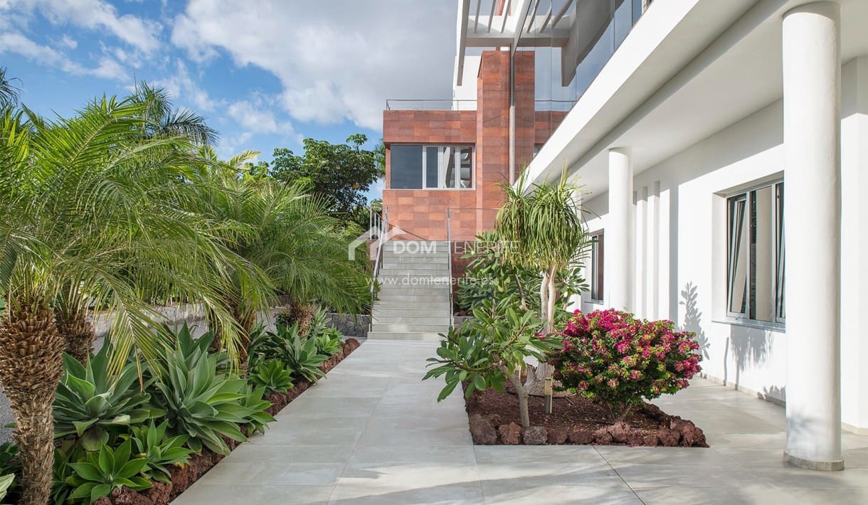 6 sypialnia Willa na sprzedaż w La Caleta Adeje z basenem garażem - 5 750 000 € (Ref: 7554839)