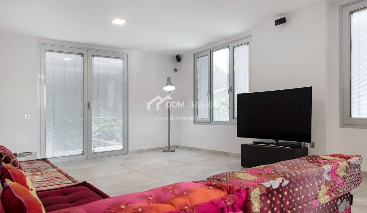 6 sypialnia Willa na sprzedaż w La Caleta Adeje z basenem garażem - 5 750 000 € (Ref: 7554839)