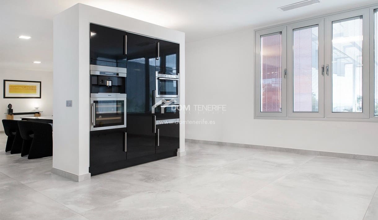 6 sypialnia Willa na sprzedaż w La Caleta Adeje z basenem garażem - 5 750 000 € (Ref: 7554839)