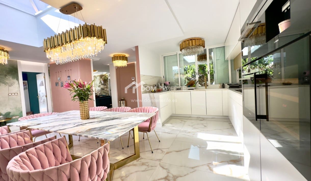 4 chambre Villa/Maison à vendre à El Madronal avec piscine garage - 1 200 000 € (Ref: 7778734)