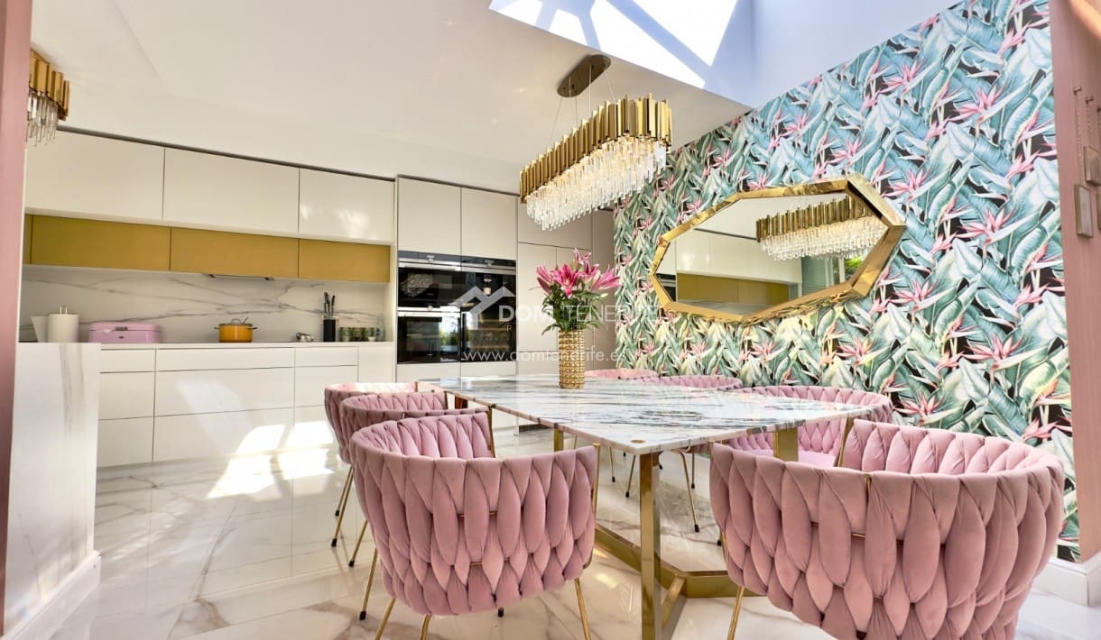 4 chambre Villa/Maison à vendre à El Madronal avec piscine garage - 1 200 000 € (Ref: 7778734)