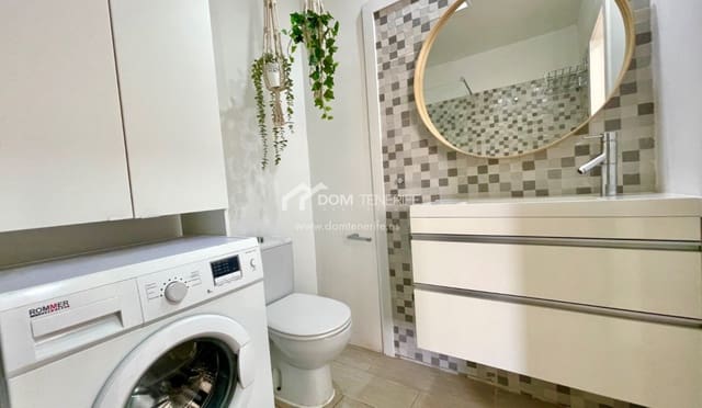 1 sovrum Lägenhet att hyra i Los Cristianos, Arona med pool - 1 300 € (Ref: 7818501)