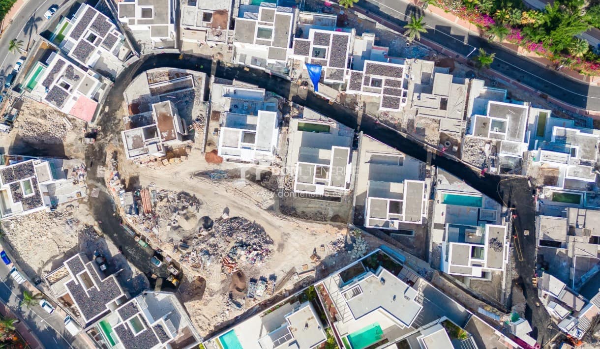 3 soverom Villa til salgs i Costa Adeje med svømmebasseng garasje - € 2 700 000 (Ref: 7830379)